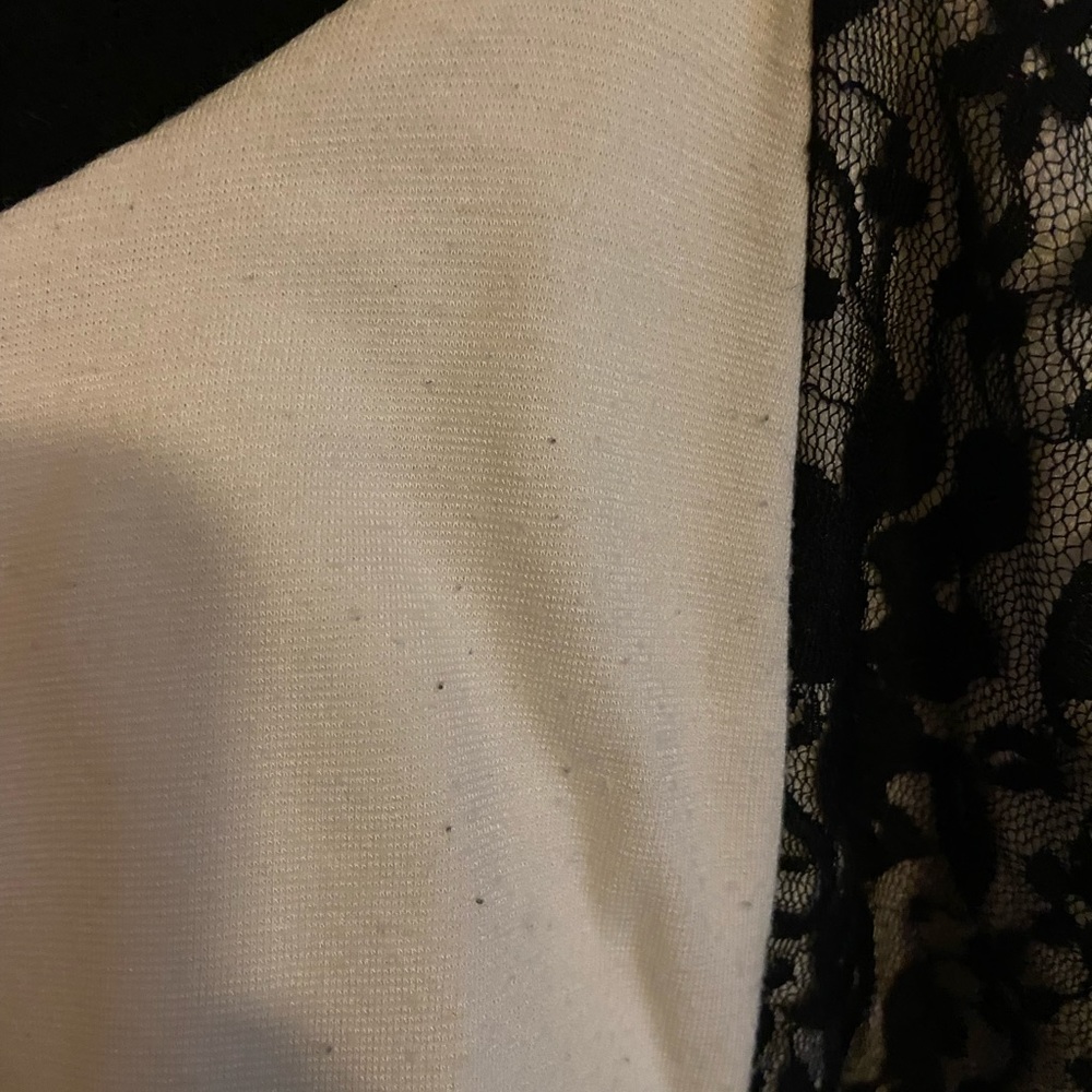 Torrid tank - Picture 3 of 5